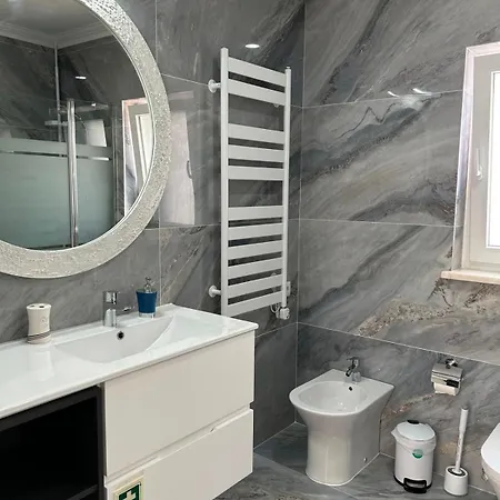 Baleal - Modern Coastal - Sleeps 4-6
